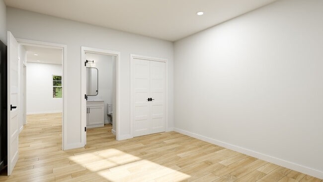 Interior Photo - Eighteen37