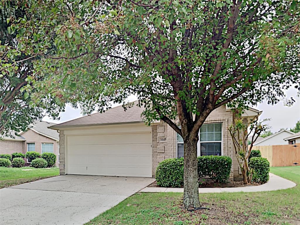 Primary Photo - 1145 Boxwood Dr