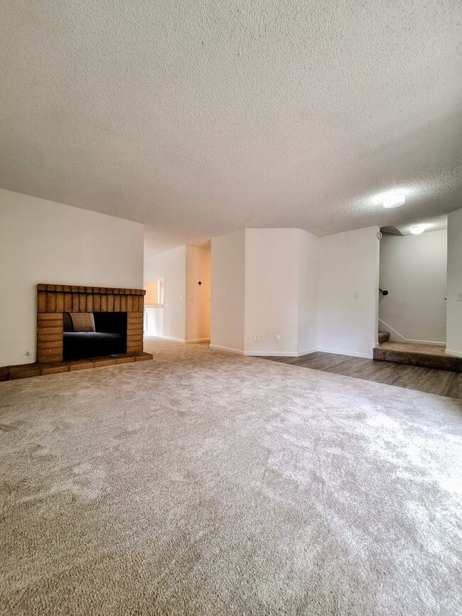 Building Photo - 14575 S Bascom Ave