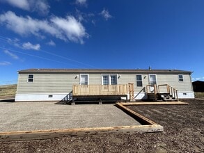 Building Photo - 151 Meadow Lark Ln