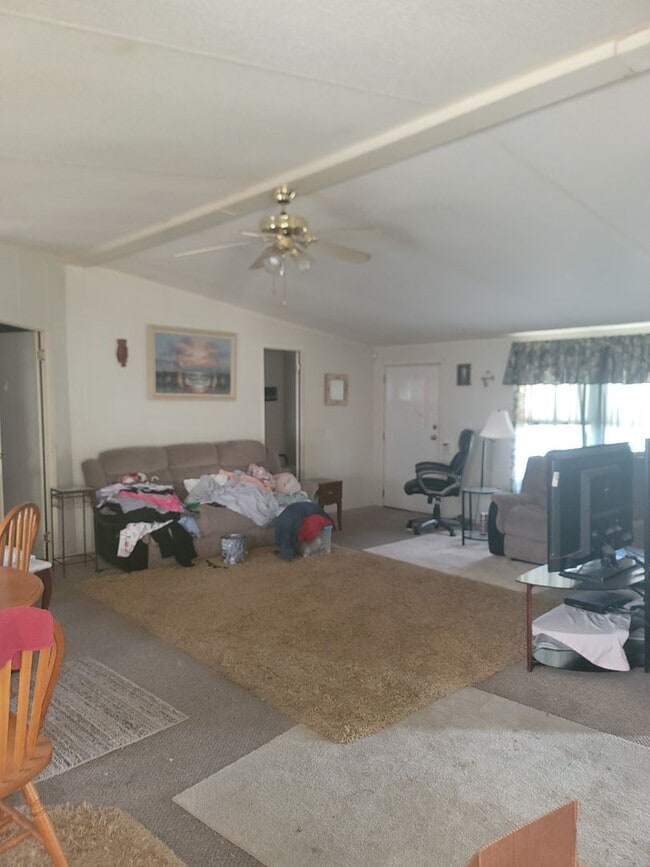 Foto del edificio - 2 Bedroom 2 Bath Doublewide located in Bah...