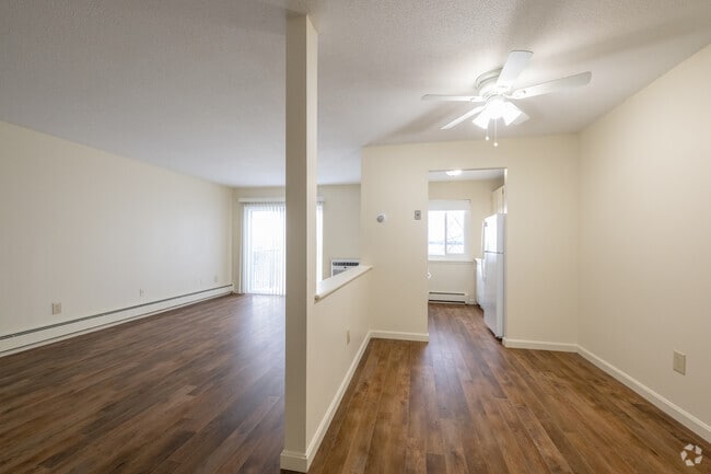 1 BR, 1 BA - 850 SF - East Bay Warren