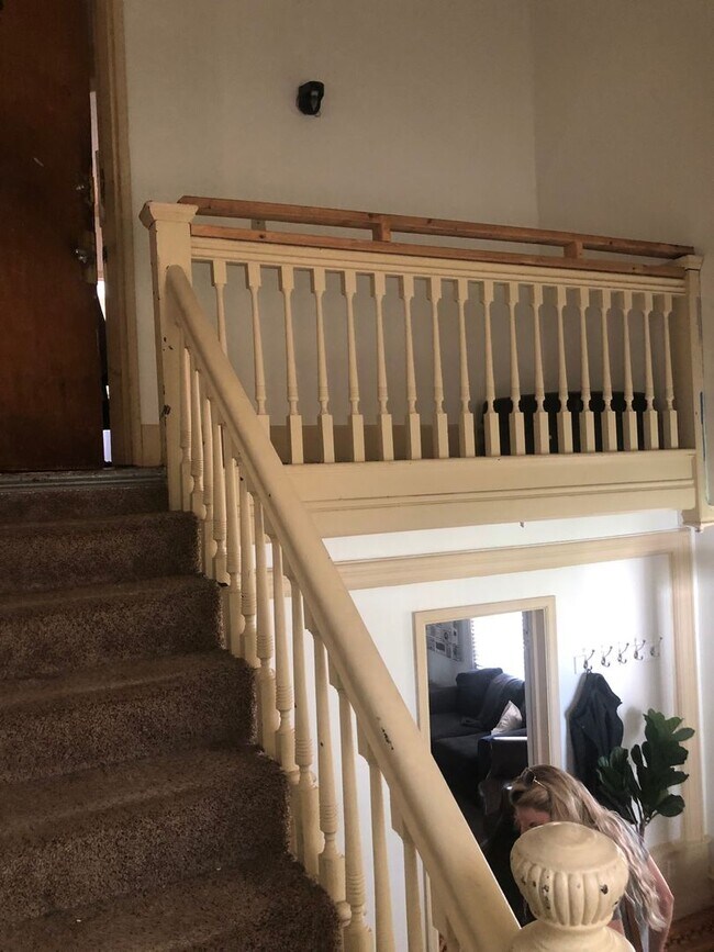 Foto del edificio - 821 6th St SE