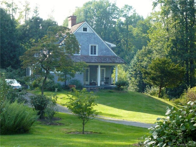 Foto del edificio - 95 Rockland Rd