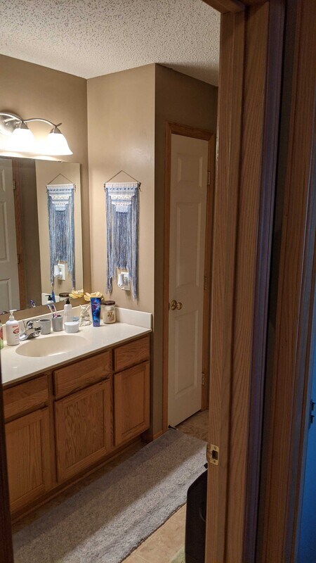 Building Photo - 2487 Yellowstone Dr