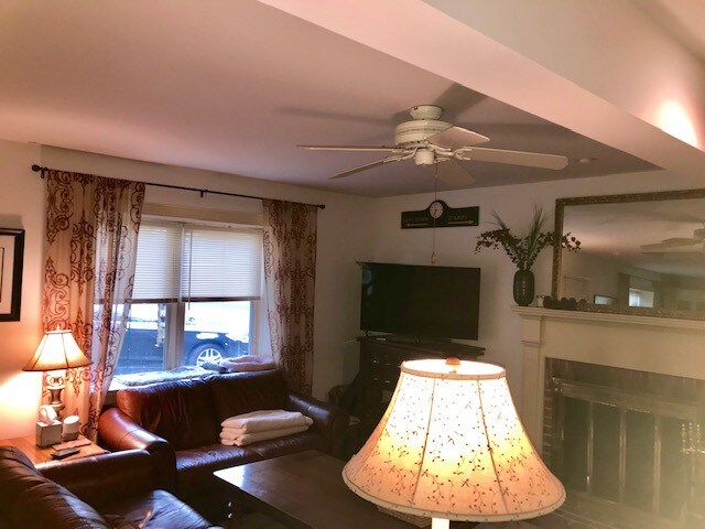 Building Photo - 24 S Chancellor St