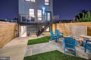 Foto del edificio - 20 Channing St NW