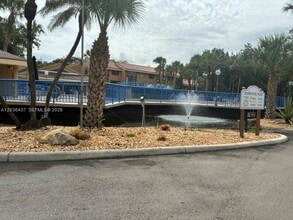 Building Photo - 15545 Miami Lakeway N