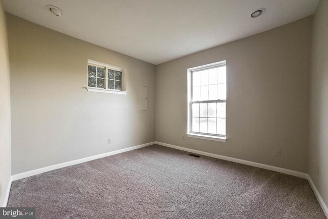 Foto del edificio - 17344 Potomac Sands Dr