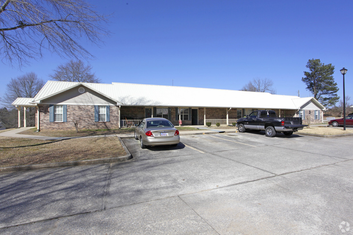 Building Photo - Chestnut Hills Apartments