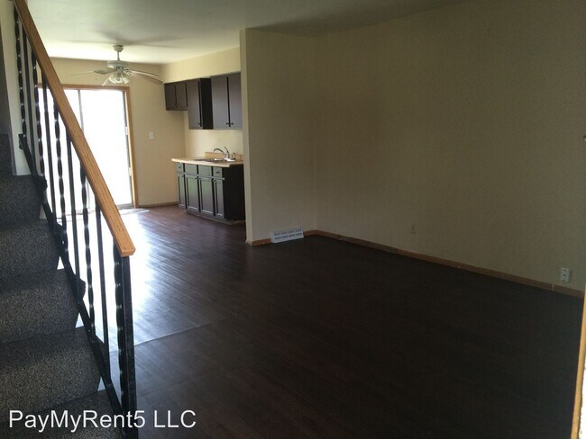 Building Photo - 9745 W Reichert Pl