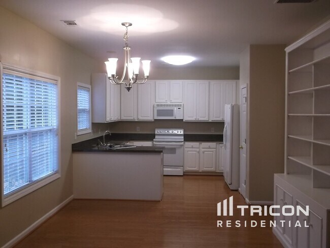Building Photo - 2670 Neighborhood Walk S Villa Rica GA
