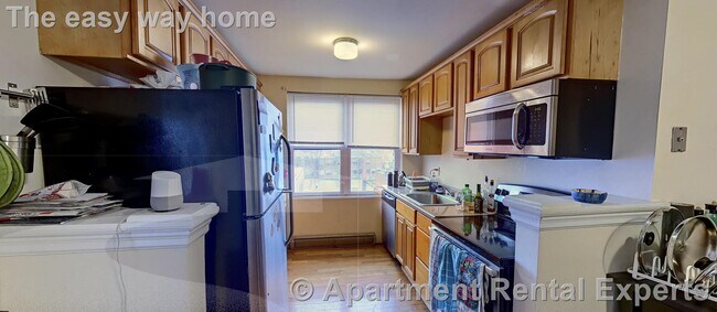 Building Photo - 401 Highland Ave