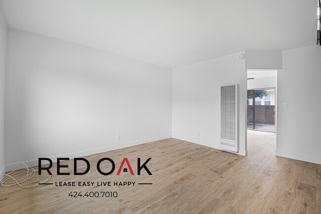 Building Photo - 11046 Basye St