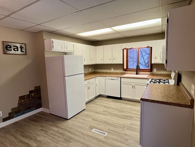 Foto del edificio - 4 Bed 2 Bath Single Family Home in Wausau