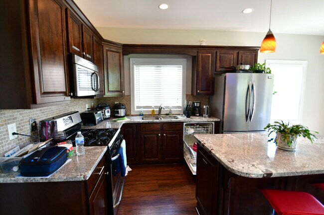 Foto del edificio - 108 Dockside Pkwy