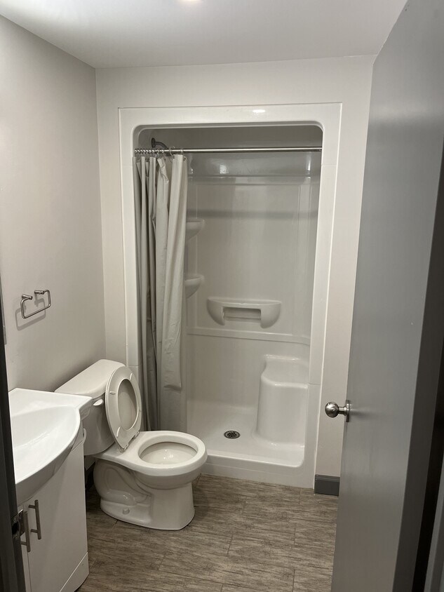 Building Photo - 258C-258C Sunview St