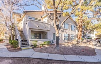 Building Photo - 3061 Key Largo Dr