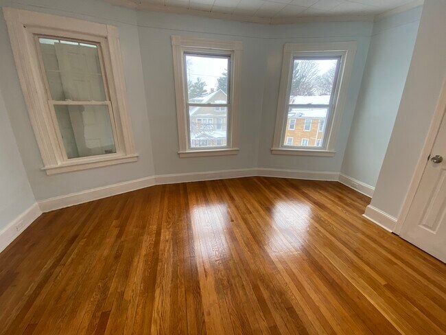 Foto del edificio - 450 Poplar St