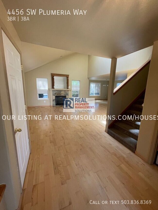 Building Photo - 4456 SW Plumeria Way