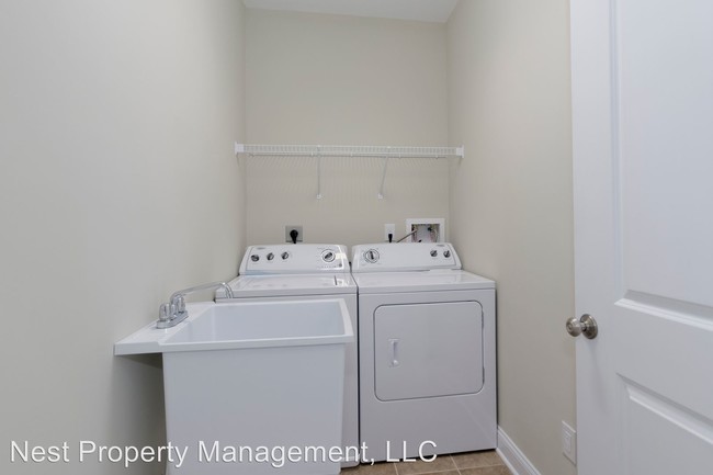 Foto del edificio - 3 br, 3 bath House - 823 King Street