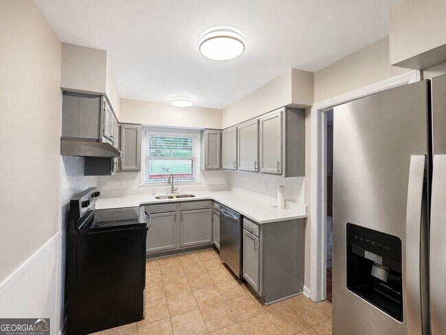 Foto del edificio - 2928 Belleau Ln SE