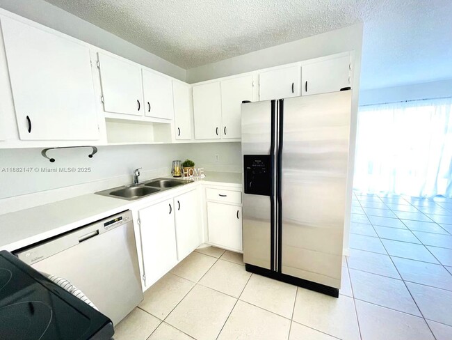 Foto del edificio - 4503 SE Ontario Dr