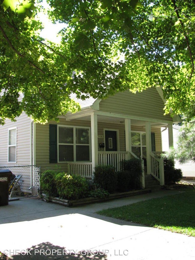Building Photo - 9106 Wilson Ave