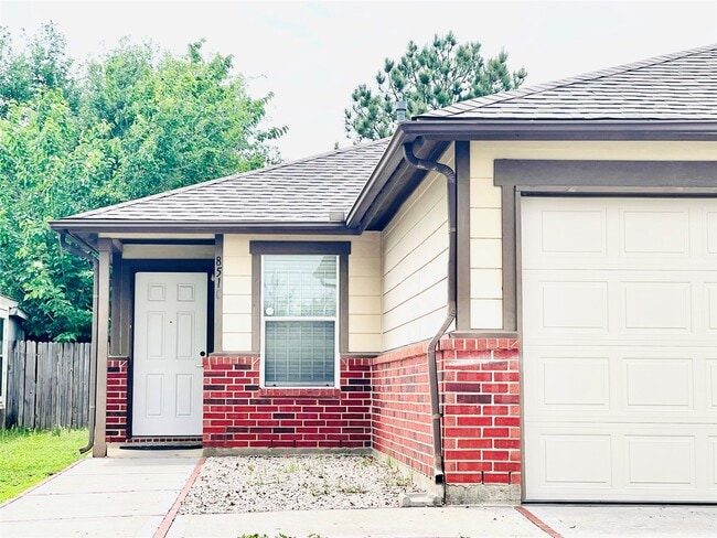 Foto del edificio - 8510 Village Hollow Ln