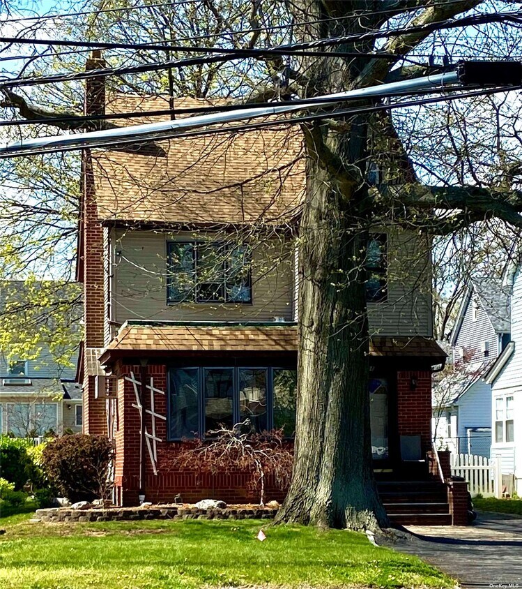Foto principal - 308 Plainfield Ave