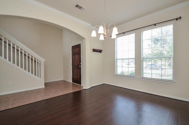 Foto del edificio - 2827 Lakecrest Forest Dr
