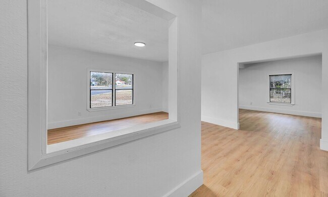 Foto del edificio - Well-maintained 2BD 1BA Home in Waco - Available in March!