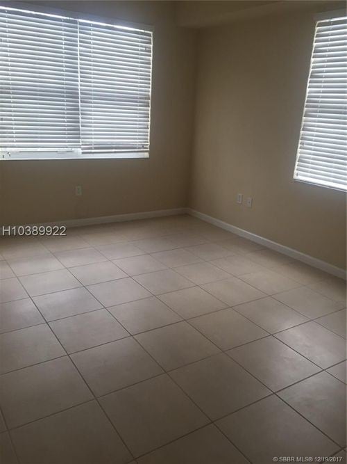 Building Photo - 11503 NW 89th St