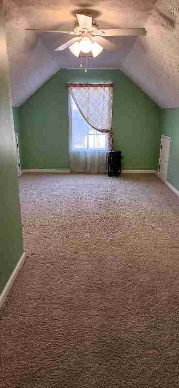 Foto del edificio - 985 Spring Brook Dr
