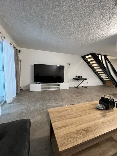 Building Photo - 3701 Savoy Ln