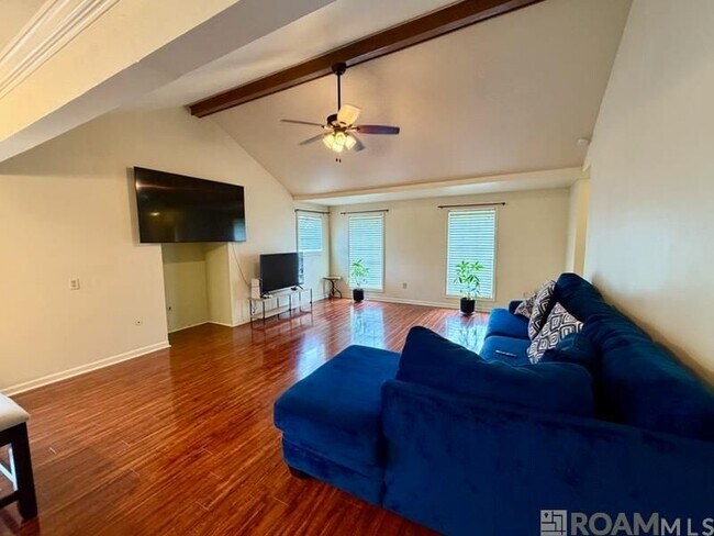 Foto del edificio - 40174 Alise Ave