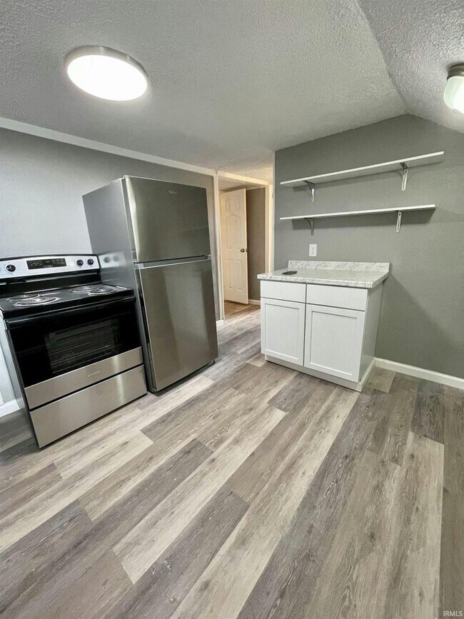Foto del edificio - 1101 N Indiana Ave