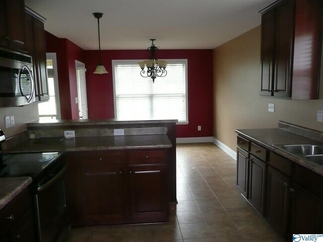 Foto del edificio - 104 Kings Cove Cir