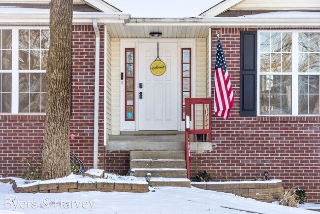Foto del edificio - 3 br, 2 bath House - 1547 West Barrywood C...