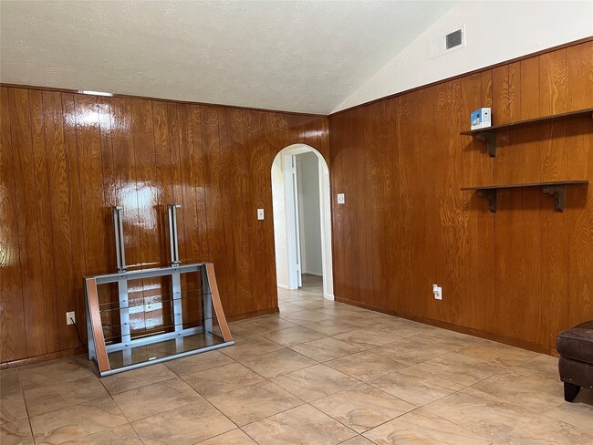 Foto del edificio - 8831 Hendon Ln