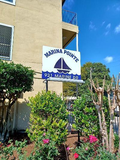 Building Photo - 921 Marine St