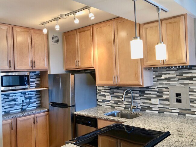 Foto del edificio - 2909 N Sheridan Rd