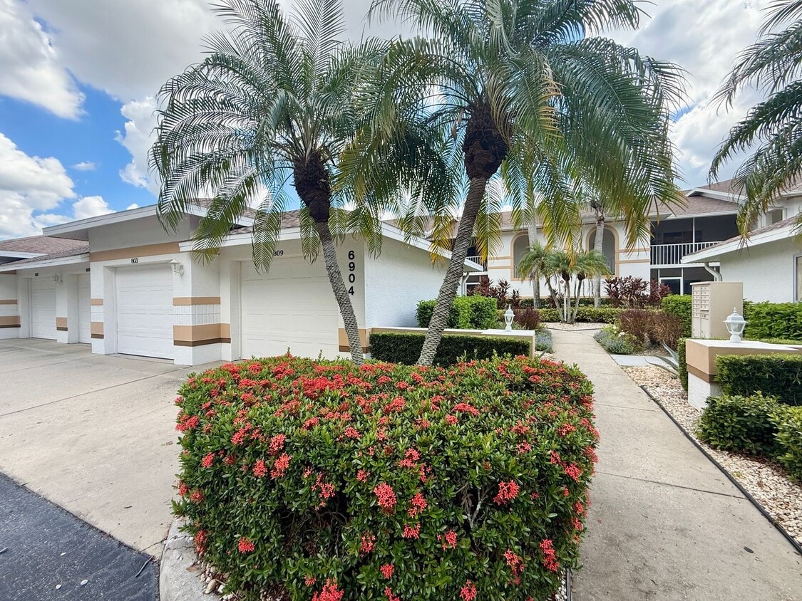 Primary Photo - Annual Furnished 2 Bedroom Condo - Tara Go...