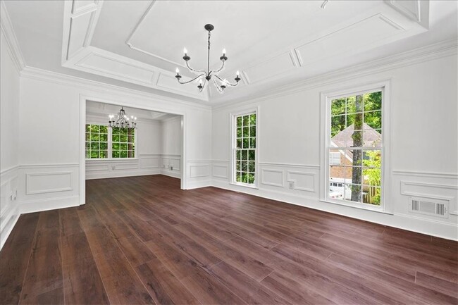 Building Photo - 2120 Skyland Cove Ln SW