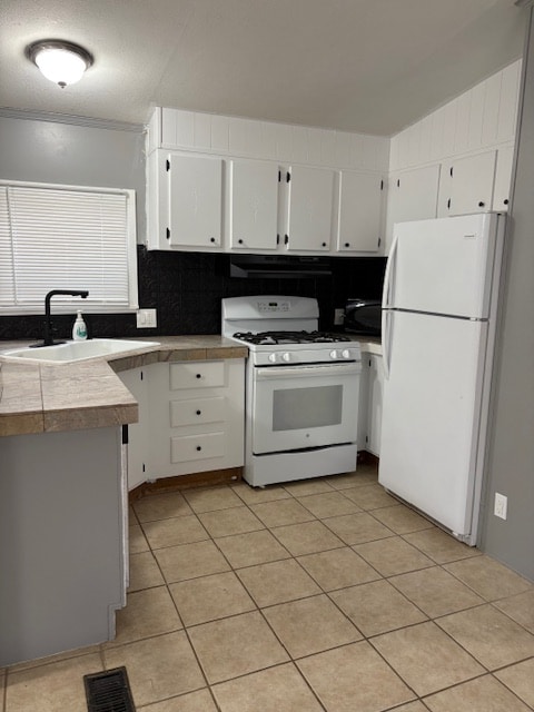 Foto del edificio - 240 Clark Ln