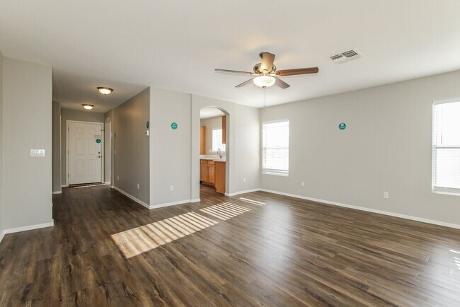 Foto del edificio - 12438 W Willow Ave