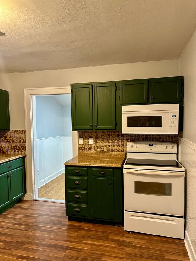 Foto del edificio - 639 Golfview Dr