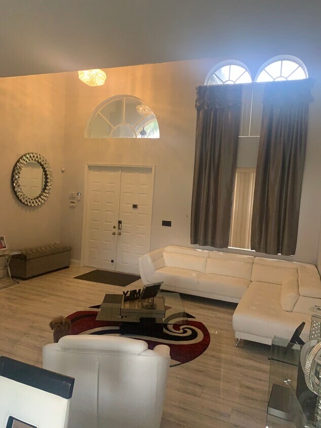 Foto principal - 5340 SW 130th Ave