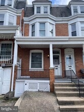 Building Photo - 1240 Buttonwood St