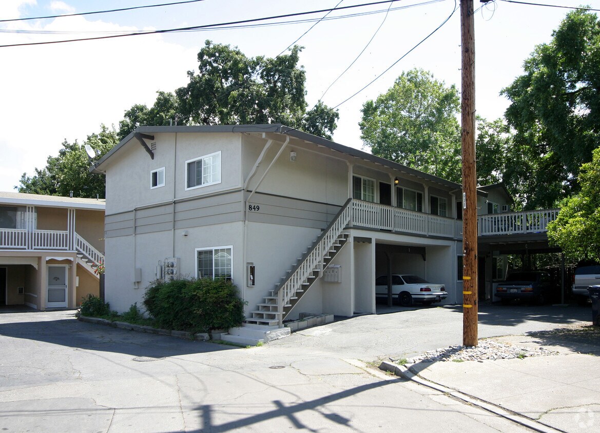 Foto del edificio - 849 Robinson St